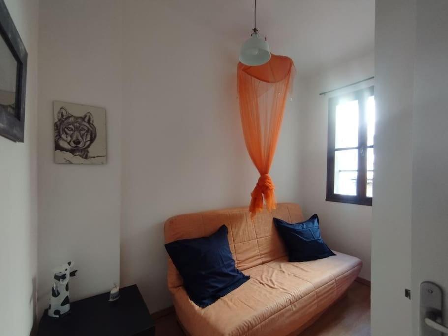 En Plein Centre. Apartment *